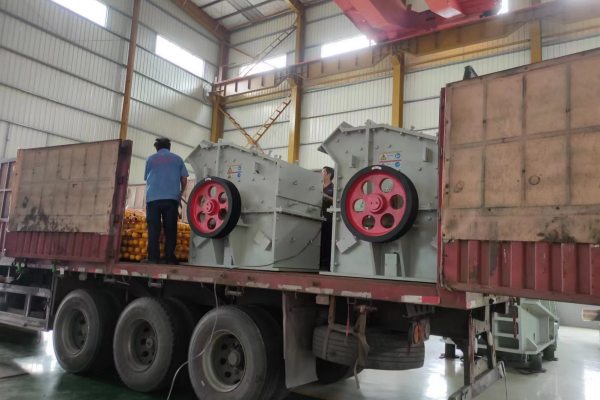 高效細碎機發貨至安徽實況回顧